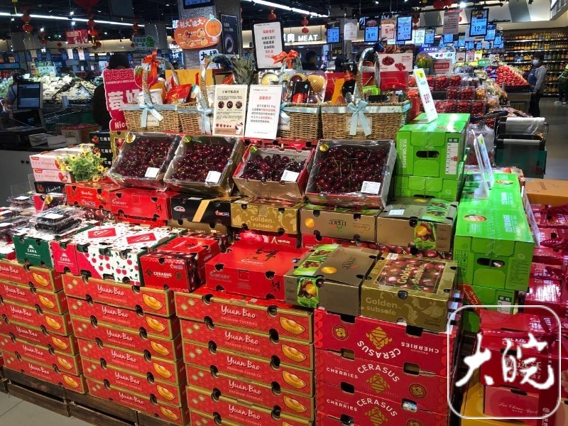春节临近合肥水果市场开启“旺销模式”(图4)